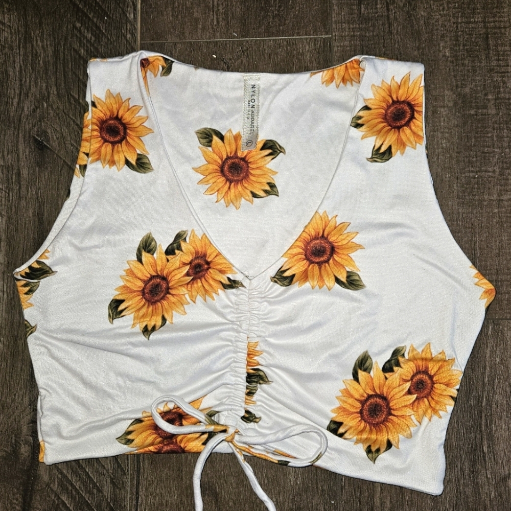 Sunflower Print Crop Top - Size Large